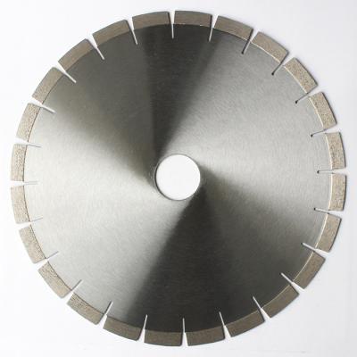 Diamond cutting blade for granite