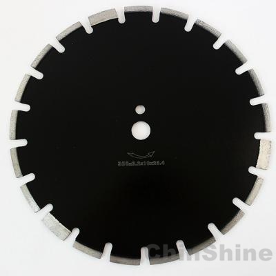 Asphalt diamond saw blade